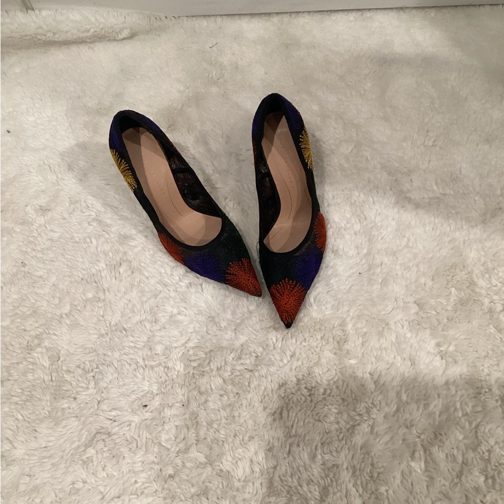 Zara Black Pointed Pumps with Multicolor Embroidery